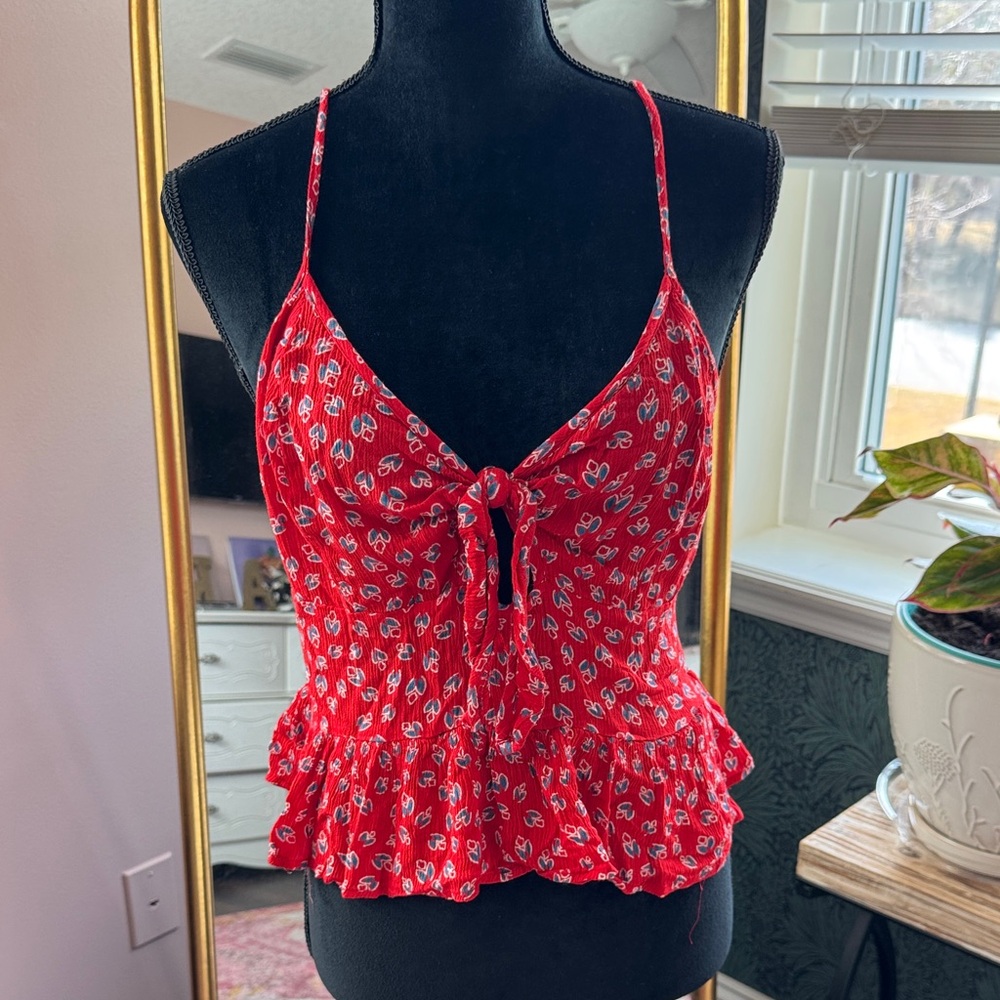 Red Patrons of Peace Floral Women's Top-Size Large